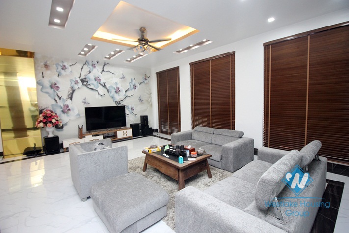 Quality house with morden style for rent in Tay Ho district 